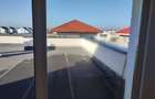 Casă cu 4 camere cu Canalizare în Vest - 18