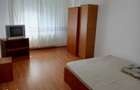 Inchiriez apartament 2 camere - 4