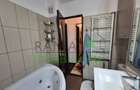 Apartament cu 3 camere decomandat în Tractorul - 7