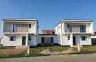 Casă cu 5 camere cu Teren 350 Mp în Dumbrăvița - 2