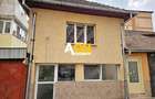 Casă cu 3 camere cu Teren 139 Mp în Cetate - 1