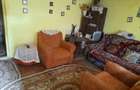 Casa si teren de vanzare in Pucioasa, Dambovita, B-dul trandafirilor, bulevard principal. 39500 Euro - 3