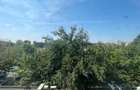 Apartament cu 3 camere decomandat în Giurgiului - 2