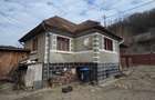 Casa cu teren si anexe gospodaresti in localitatea Bobalna de vanzare