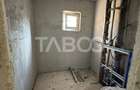 Apartament cu 3 camere decomandat în Valea Aurie - 6