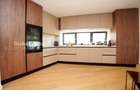 Apartament cu 3 camere decomandat în Aviației - 9