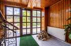 Casă individuală cu 10 camere cu Canalizare în Castelul Peleș - 6