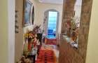 Apartament cu 3 camere semidecomandat în Central - 1