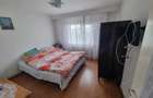 Podul cu Lan?uri- Zona Nord- 2 camere decomandate- etaj intermediar - 5