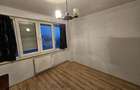 Apartament cu 3 camere semidecomandat în P-ța Victoriei - 4