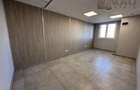 Spațiu comercial, de 60 mp, în P-ța Alba Iulia - 8