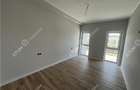 Apartament de 3 camere cu 2 bai si 2 balcoane la etajul 1 in Selimbar - 3