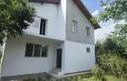 Casă cu 5 camere cu Teren 417 Mp în Berceni - 1