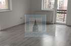 Apartament cu 3 camere semidecomandat în Sânpetru - 2