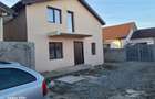 Casă individuală cu 6 camere cu Canalizare în Vest - 1