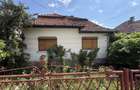 Casa pentru locuit, cu anexa si gradina - 2