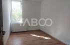 Apartament la curte 35mp 2 camere pivnita gradina str Magurii Cisnadie - 5