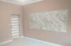 Casă cu 3 camere cu Teren 100 Mp în Central - 6
