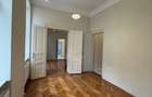 Apartament in vila, curte individuala, parcare auto, strada Avram Iancu - 10