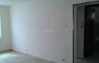Inchiriez apartament 5 camere Crangasi - 1