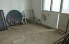 Apartament de vanzare - 4