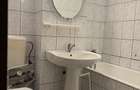 Inchiriez apartament 2 camere,Trivale.Disponibil din 17 septembrie - 3