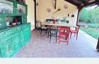 Casa mare in Curtici , cu 5 camere, teren de 920 mp, centrala proprie