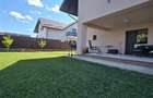 Vila 4 camere Miroslava, centru - Moderna - 15