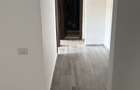 Inchiriez camere in apartament pentru activitati comerciale - 8