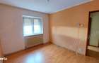 Apartament cu doua camere, decomandat, stare foarte buna, str. Viorele