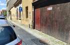 Vand casa 45mp, 2camere bucatarie,baie ,curte de 60mp ,pod cu posibilitate de mansardare .Geamuri la - 6