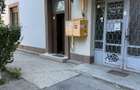 Proprietar Vand apartament 3 camere parter zona Mall