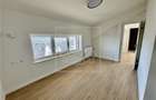 Penthouse cu 4 camere, 2 bai si balcon - intabulat, la cheie - 5