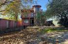 Vila Spatioasa 9 Dormitoare. Investitie