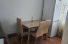 Vand apartament 3 camere in Campina et.2 4,str.Maramures zona Autogara ,se vinde asa cum este mobila