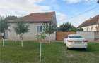 Casa 3 camere , baie , incalzire calorifere Gaiul Mic - 5