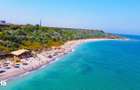 Teren Tuzla cu vedere la mare si drum pietruit - 1