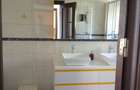 Vila Tunari de vanzare