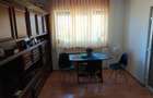 Apartament cu 3 camere decomandat în Cantemir