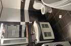 Inchiriez apartament 3 camere strand cu birou la parter