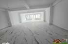 DE INCHIRIAT Spa?iu comercial 54 mp, 70 mp, 100 mp Hlincea Ia?i - 3