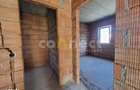 Apartament de 100mp, cu 70mp curte.