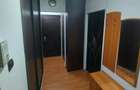 Apartament cu 3 camere decomandat în Craiovei - 2