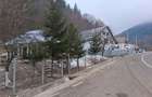 Casa din lemn si teren intravilan, Izvorul Muntelui, Neamt - 4