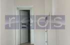 Apartament cu 4 camere decomandat în Aviației - 9