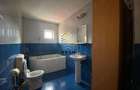 Ofer spre inchiriere un apartament spa?ios - 2
