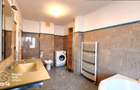 Apartament spatios cu 3 camere, 2 bai, zona Podgoria - 7