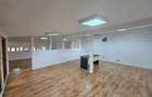 Spațiu comercial, de 220 mp, în Central - 12