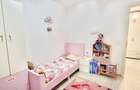 Apartament cu 3 camere decomandat în Tractorul - 9