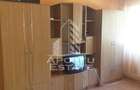 Apartament cu 3 camere semidecomandat în Dacia - 4